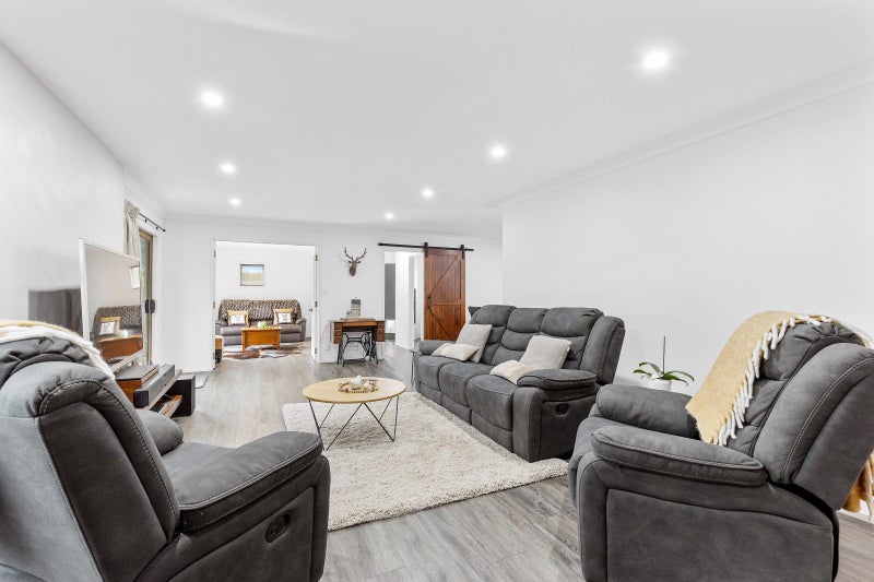 32 Haast Place, Awapuni, Palmerston North - Carousel 1