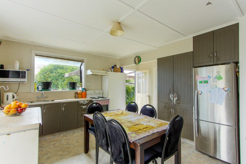 40 Fairview Road, Western Heights, Rotorua - Carousel 2