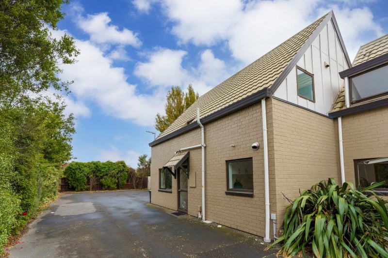 4/35 Brockworth Place, Riccarton, Christchurch - Carousel 1