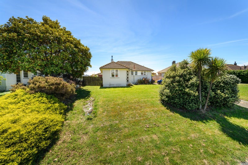 5 Clyde Crescent, Roslyn, Palmerston North - Carousel 1