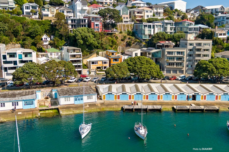 126 Oriental Parade, Oriental Bay, Wellington - Carousel 1