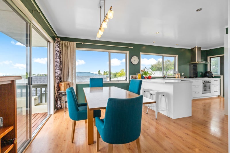 46 Agincourt Street, Glenfield, Auckland - Carousel 2