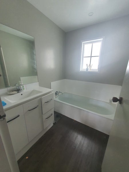 10 Blueberry Grove, Timberlea, Upper Hutt - Carousel 5