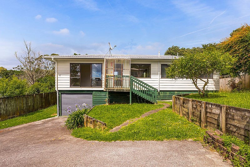 2/64 Glendene Avenue, Glendene, Auckland - Carousel 1