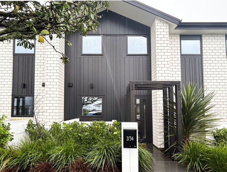 2/34 Sunnymead Road, Glen Innes, Auckland - Carousel 1