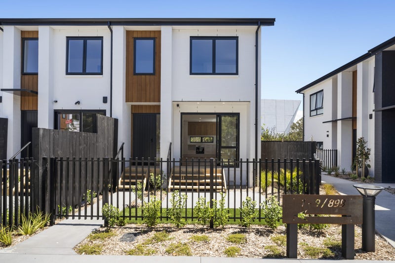 89 Hendon Avenue, Mount Albert, Auckland - Carousel 1