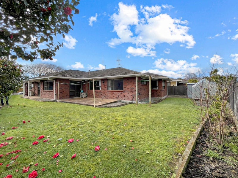 6 Caulfield Place, Awapuni, Palmerston North - Carousel 16