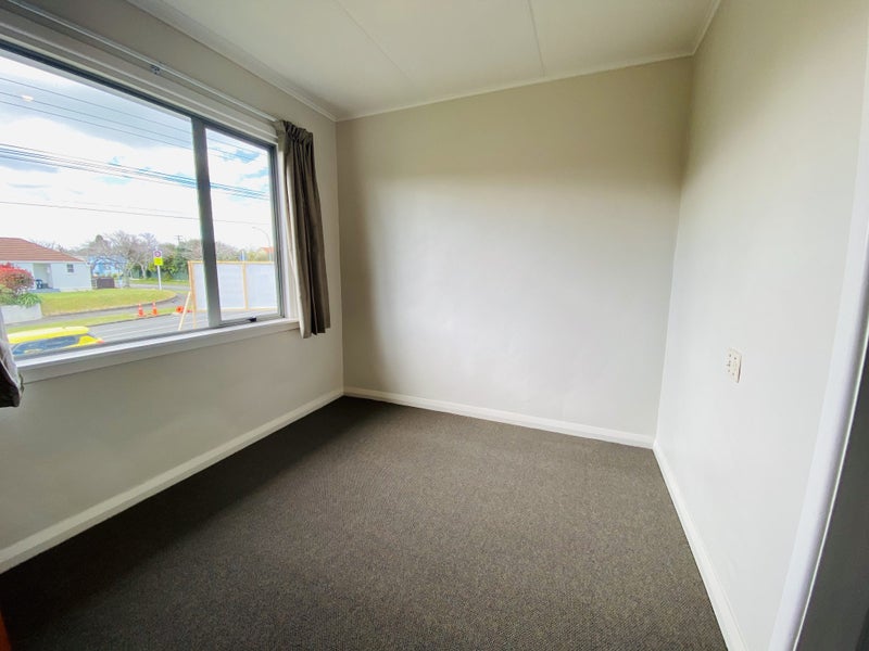 110 Brooklands Road, Brooklands, New Plymouth - Carousel 2