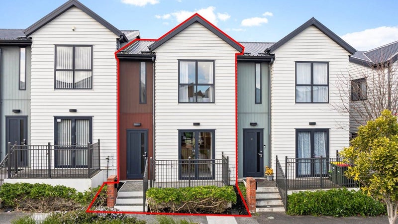 18 Mahalo Avenue, Wiri, Auckland - Carousel 1