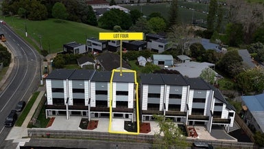 4/18 Hutchinsons Road, Bucklands Beach, Auckland - Carousel 1