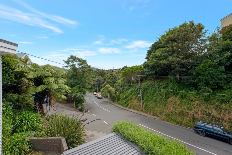 21 Randwick Road, Northland, Wellington - Carousel 24