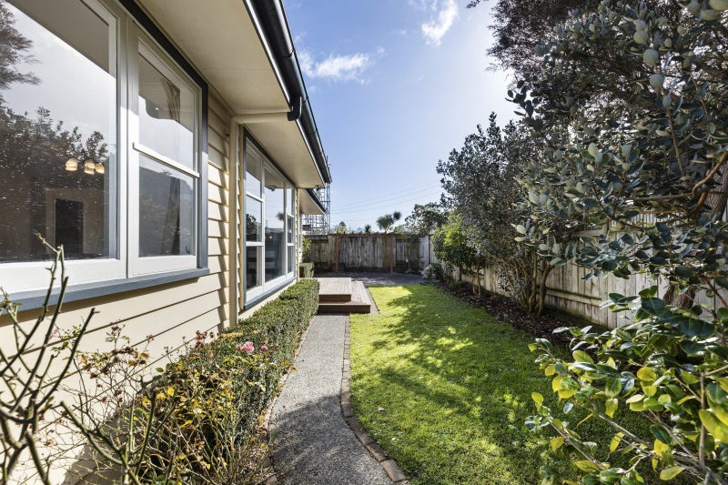 25A Monrad Street, Highbury, Palmerston North - Carousel 21