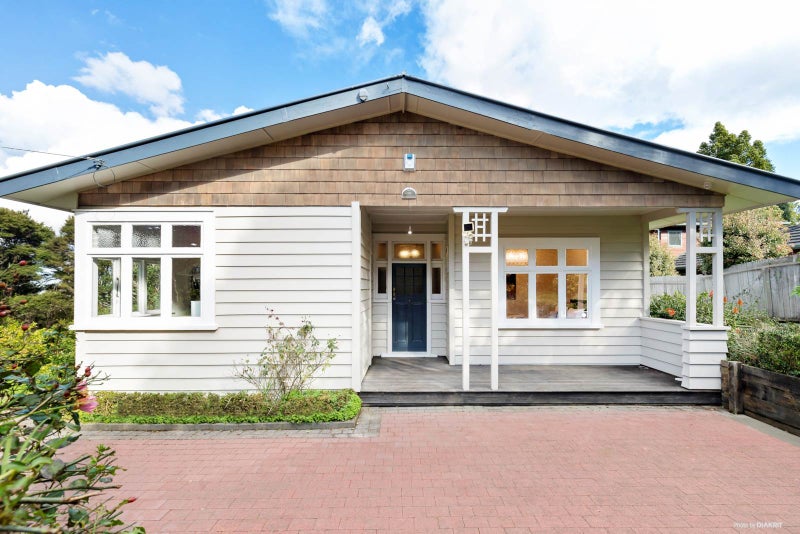 110 Albany Heights Road, Albany - Carousel 21