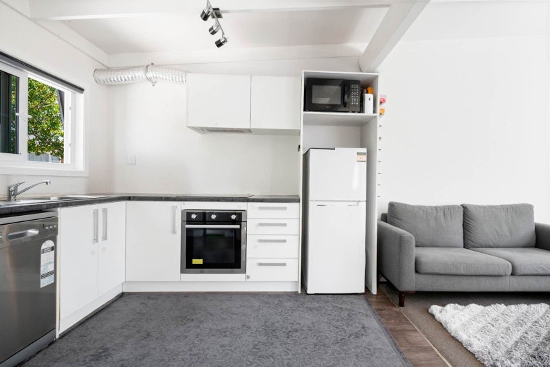 1/49 Jane Cowie Avenue, Otahuhu, Auckland - Carousel 2