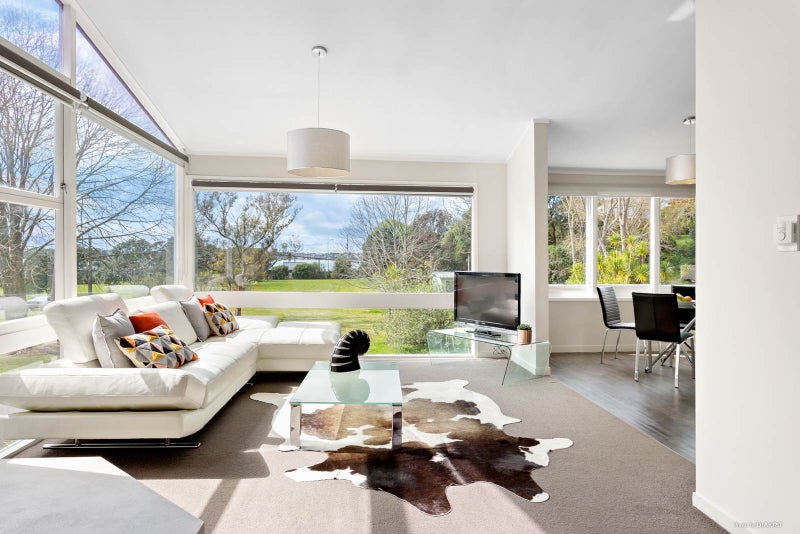 2/135 Exmouth Road, Northcote, Auckland - Carousel 2