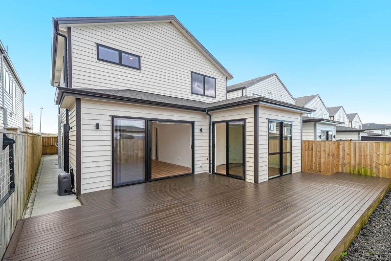 38 Ascent Street, Flat Bush, Auckland - Carousel 1
