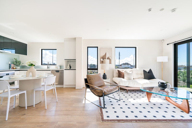 1 Peony Mews, Oteha, Auckland - Carousel 1