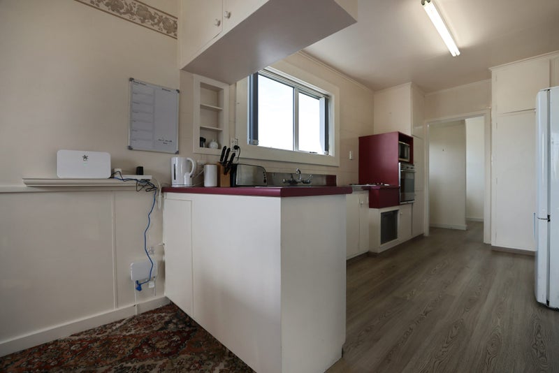 37 Churchill Avenue, Allenton, Ashburton - Carousel 2