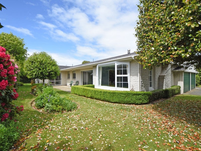 327 Kelvin Street, Gladstone, Invercargill - Carousel 1