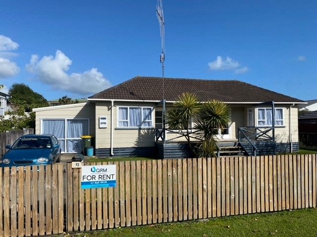 13 Walsh Street, Forest Lake, Hamilton - Carousel 1