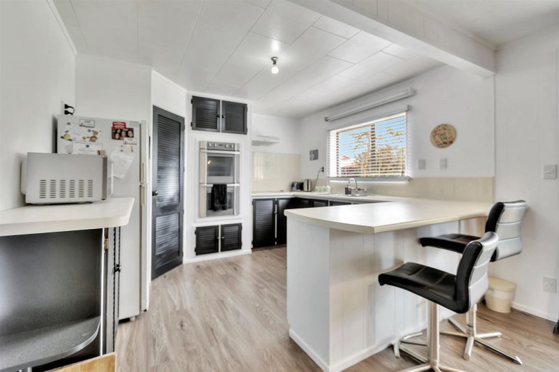 3 Virginia Place, Whalers Gate, New Plymouth - Carousel 2