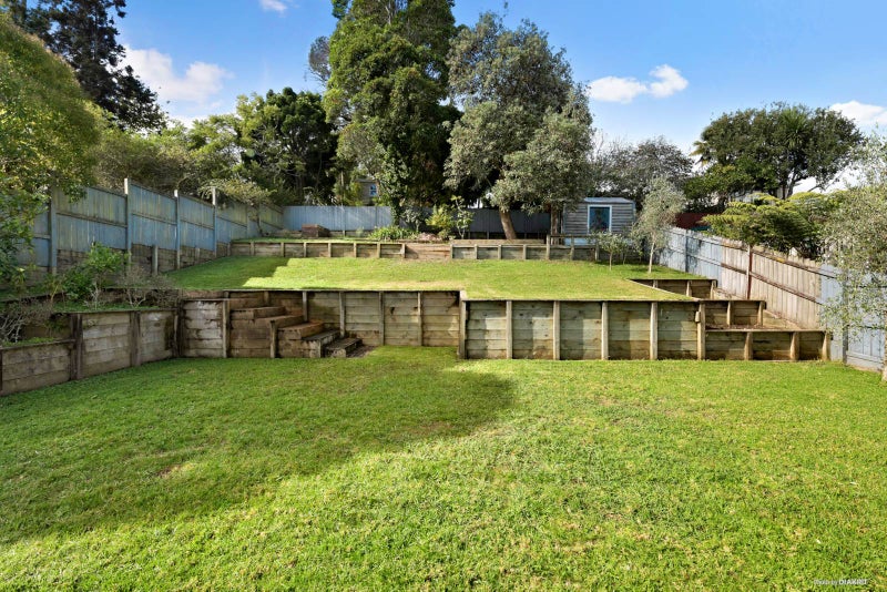 21 Sapphire Place, Bayview, Auckland - Carousel 2