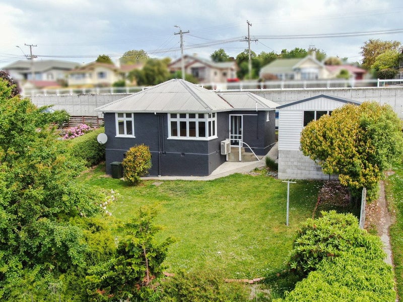 38 Stour Street, Oamaru - Carousel 1
