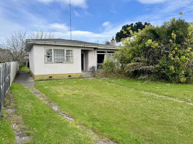 20 Cobden Street, Gisborne, Gisborne - Carousel 2