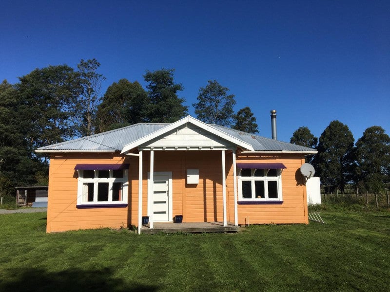 1822 State Highway 2, Greytown - Carousel 2