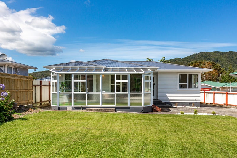10 Mimihau Grove, Wainuiomata, Lower Hutt - Carousel 25
