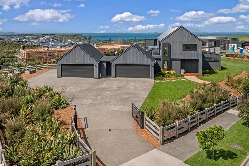9 Ridgelea Road, Long Bay, Auckland - Carousel 32