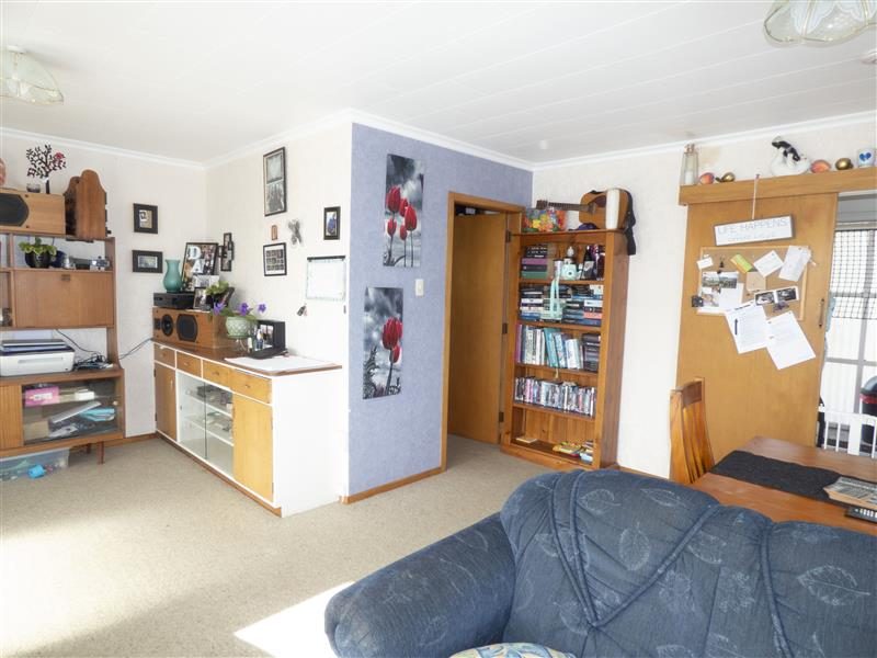 5B Waimea Street, Westown, New Plymouth - Carousel 6