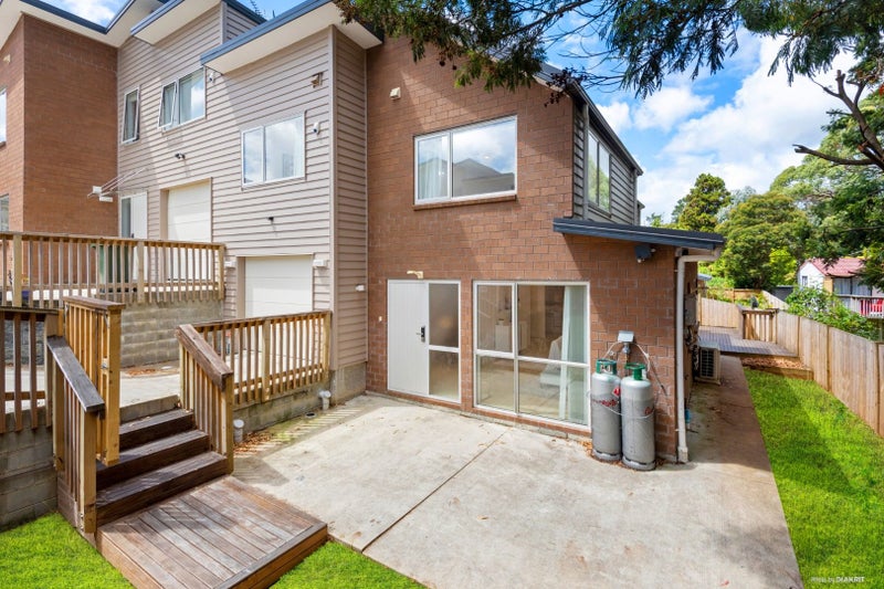 17 Sunshine Boulevard, Sunnyvale, Auckland - Carousel 2