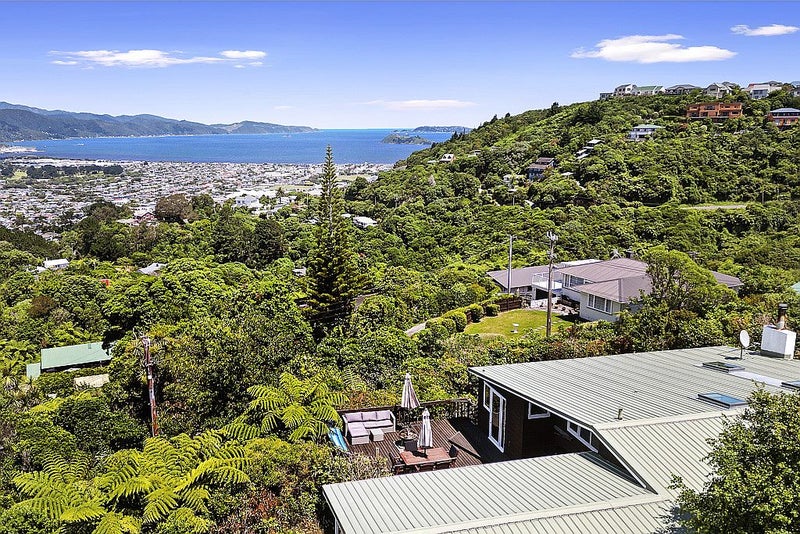 55 Pokohiwi Road, Normandale, Lower Hutt - Carousel 2