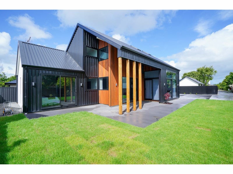 89 Abbot Street, Waverley, Invercargill - Carousel 1