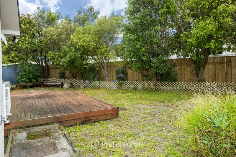 26 Oregon Drive, Maoribank, Upper Hutt - Carousel 16