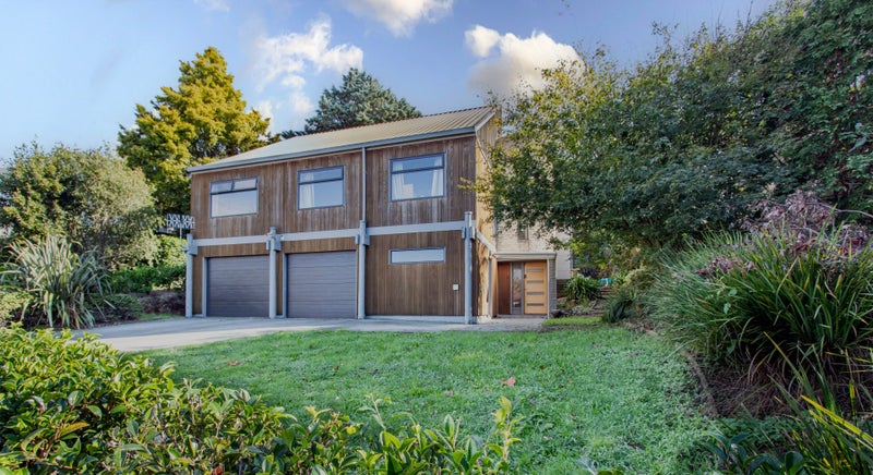 53 Aurora Terrace, Hillcrest, Hamilton - Carousel 1