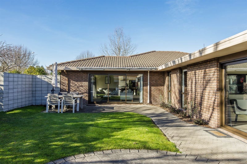 6 Cherrywood Place, Redwood, Christchurch - Carousel 1