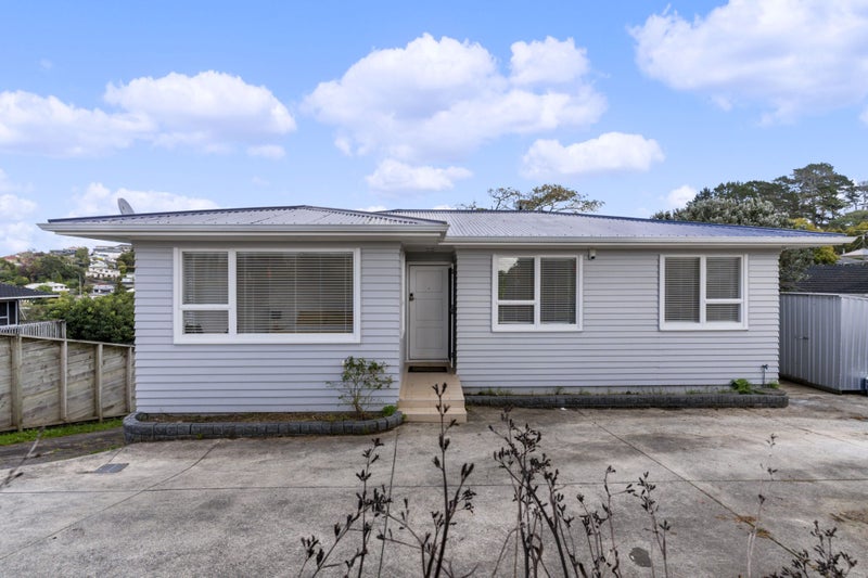 24 Bel Air Drive, Hillsborough, Auckland - Carousel 1