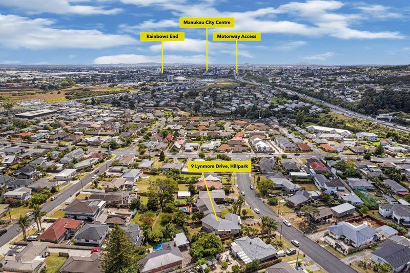 9 Lynmore Drive, Hillpark, Auckland - Carousel 23