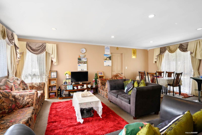 62A Hillside Road, Papatoetoe, Auckland - Carousel 2