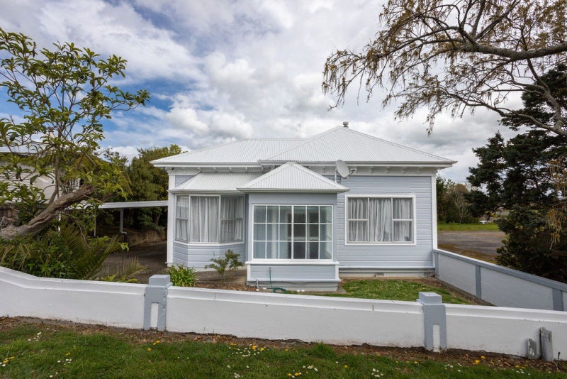 27 Hospital Street, Dannevirke - Carousel 2