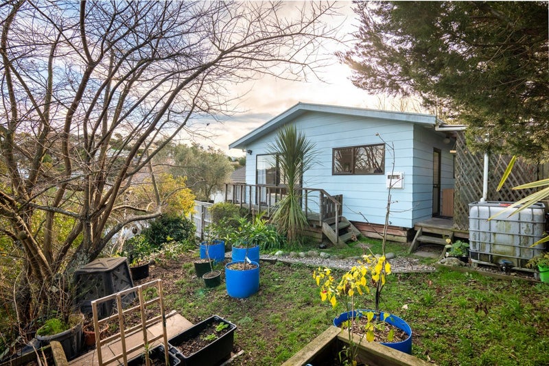 2/63 Russell Street, Stepneyville, Nelson - Carousel 2