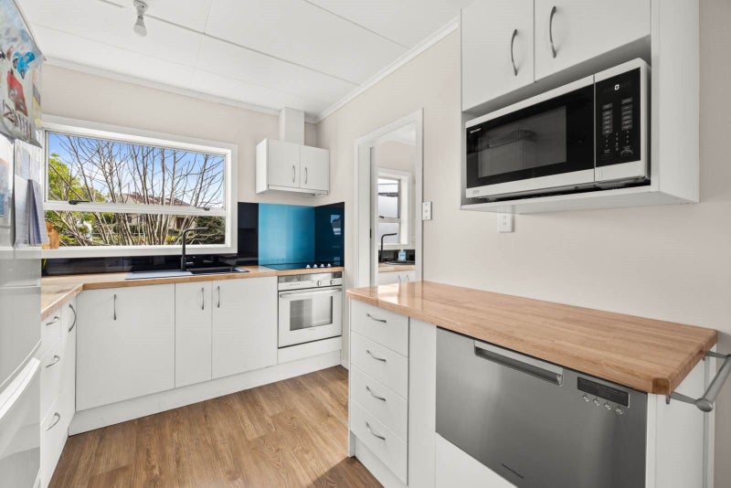 6 Lawn Street, Ōkaihau - Carousel 2