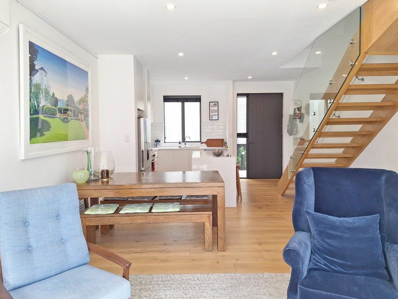 8/178 Kohimarama Road, Kohimarama, Auckland - Carousel 1