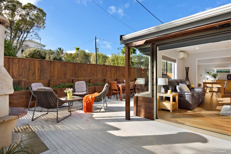 1/7 Salem Place, Torbay, Auckland - Carousel 2