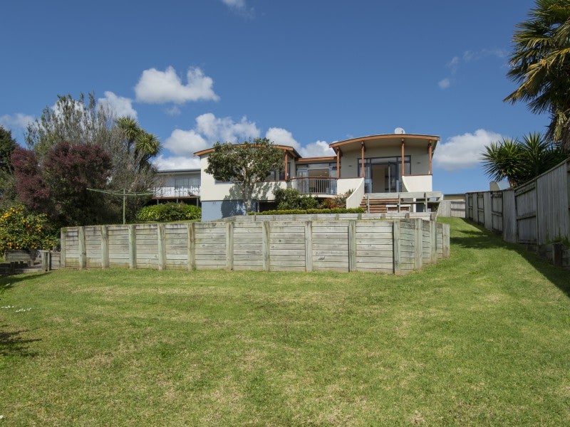 26 Vanderbilt Place, Welcome Bay, Tauranga - Carousel 2