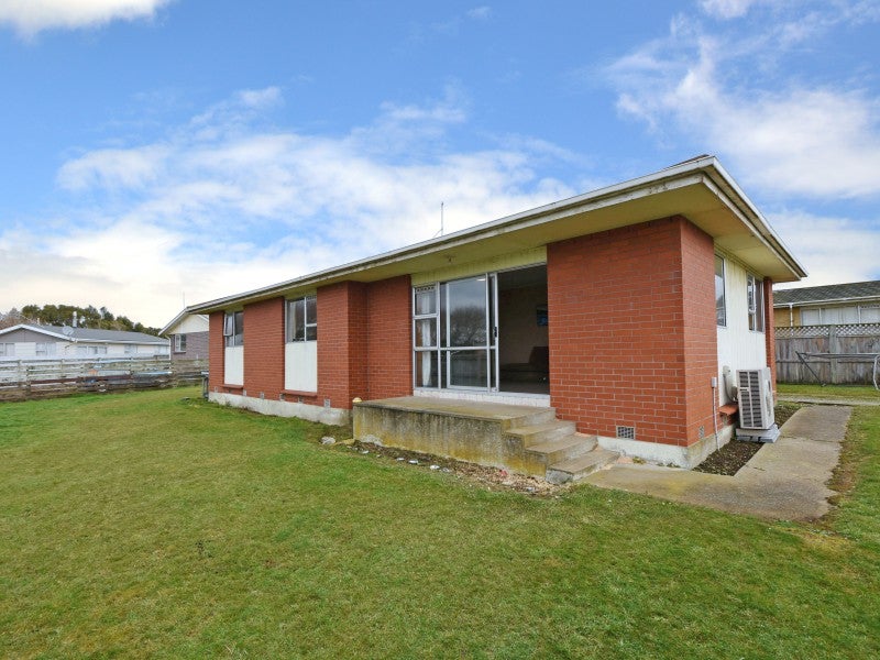 52 Dunbeath Crescent, Kew, Invercargill - Carousel 1
