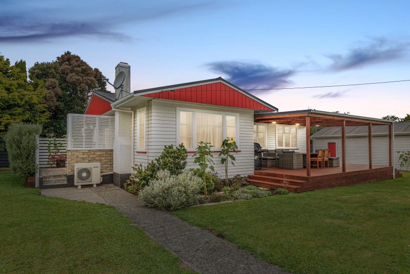 18 Suther Street, Waverley, Waverley - Carousel 1
