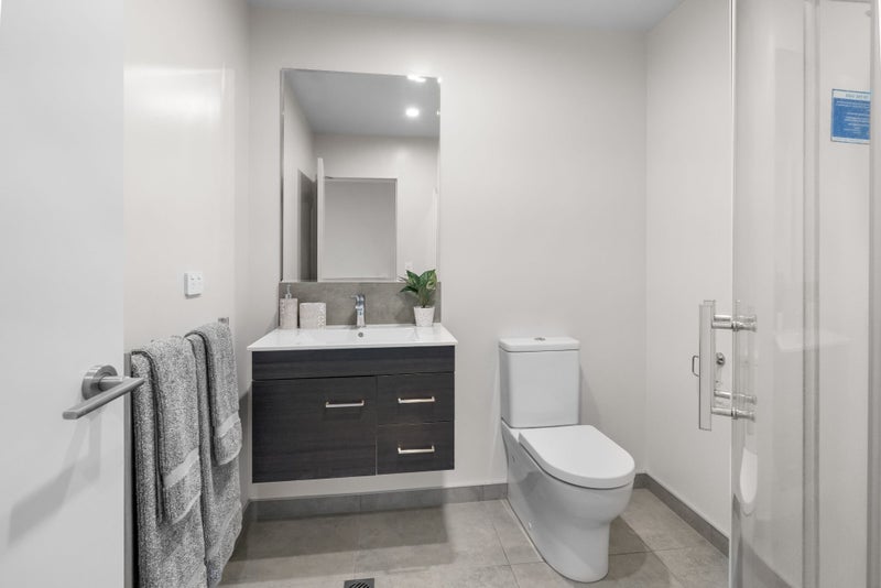 2/129 Brougham Street, Addington, Christchurch - Carousel 25